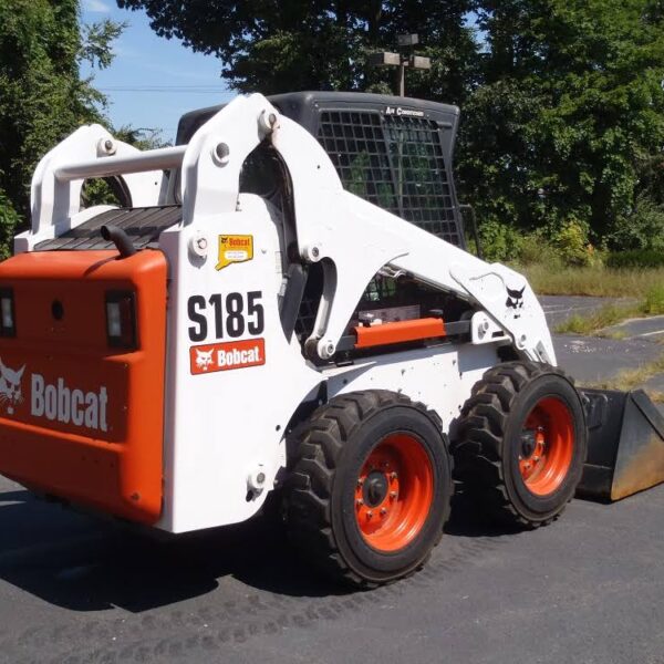 Chargeuse compacte Bobcat S185 – 2008